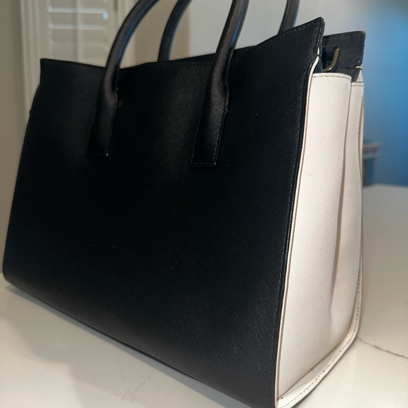 Kate Spade Leather Black & White Purse - Picture 8 of 13